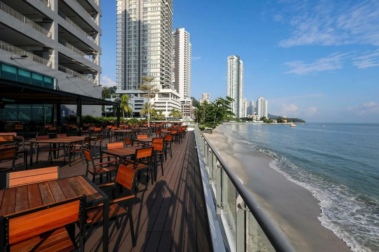 Hompton Hotel By The Beach George Town